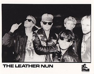 Det är fascinerande att se hur många covers som har gjorts bara på ‘No Rule’ och ‘Ensam i&nbsp;natt’